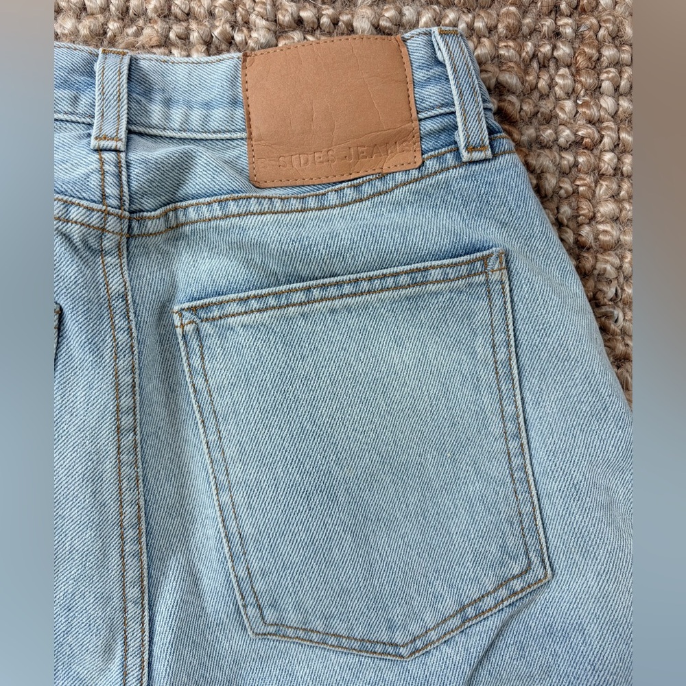 B SIDES Slim Lasso Jeans Light Wash size 25 - Picture 3 of 4